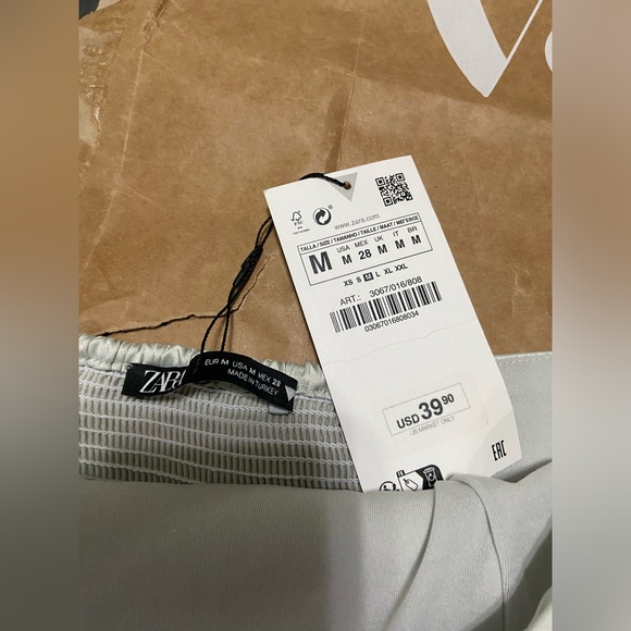 ZARA…. SHINY STRAPLESS  SATIN TOP - Picture 10 of 12